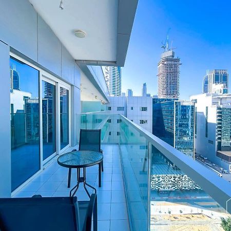 Luxury Stay At Damac Majestine With Balcony & Views 두바이 외부 사진