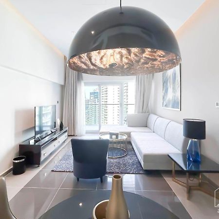 Luxury Stay At Damac Majestine With Balcony & Views 두바이 외부 사진