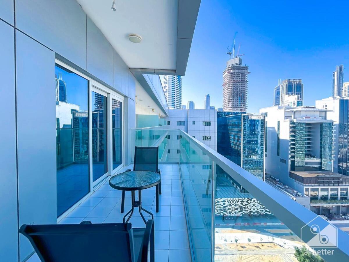 Luxury Stay At Damac Majestine With Balcony & Views 두바이 외부 사진