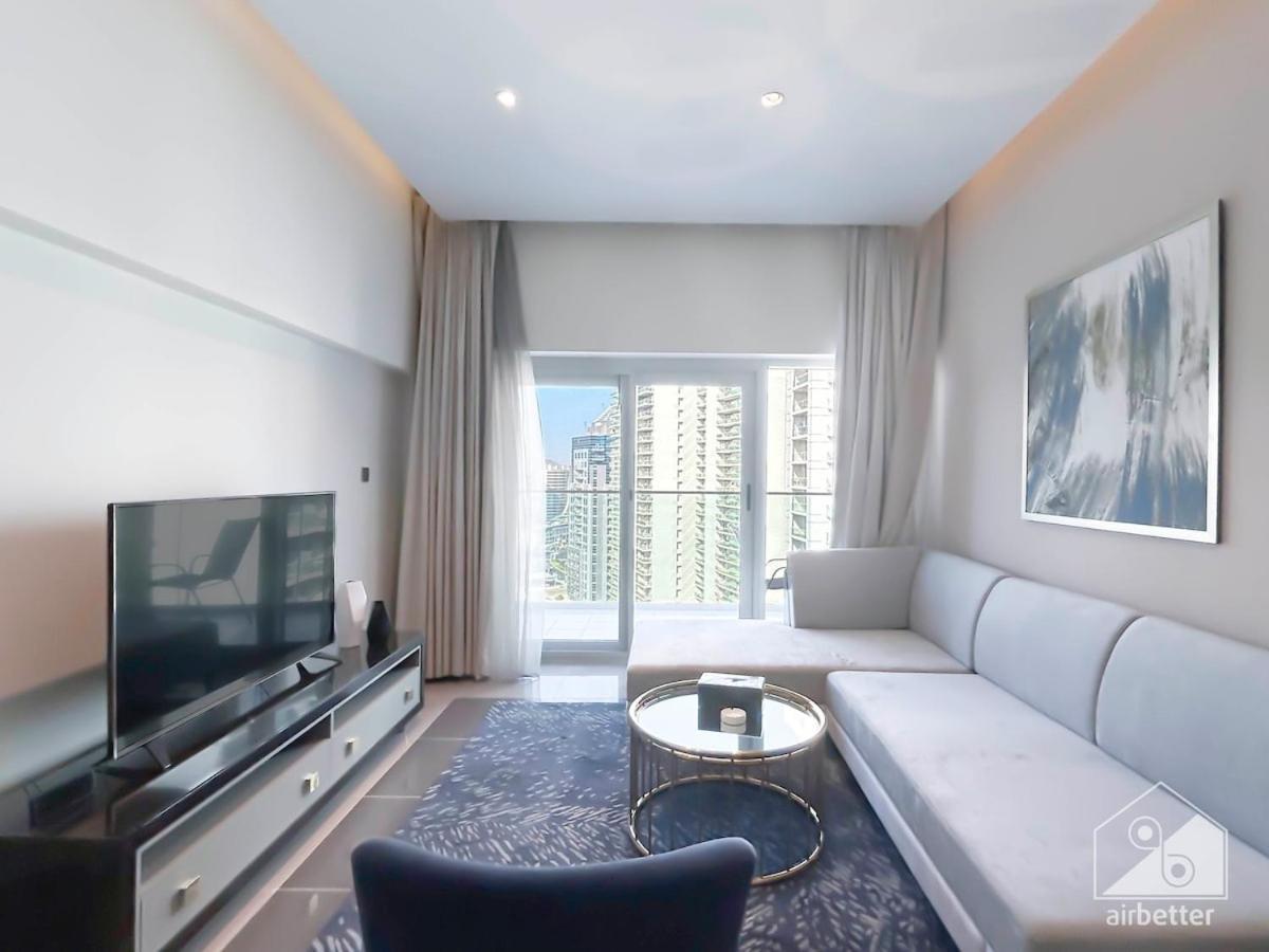 Luxury Stay At Damac Majestine With Balcony & Views 두바이 외부 사진