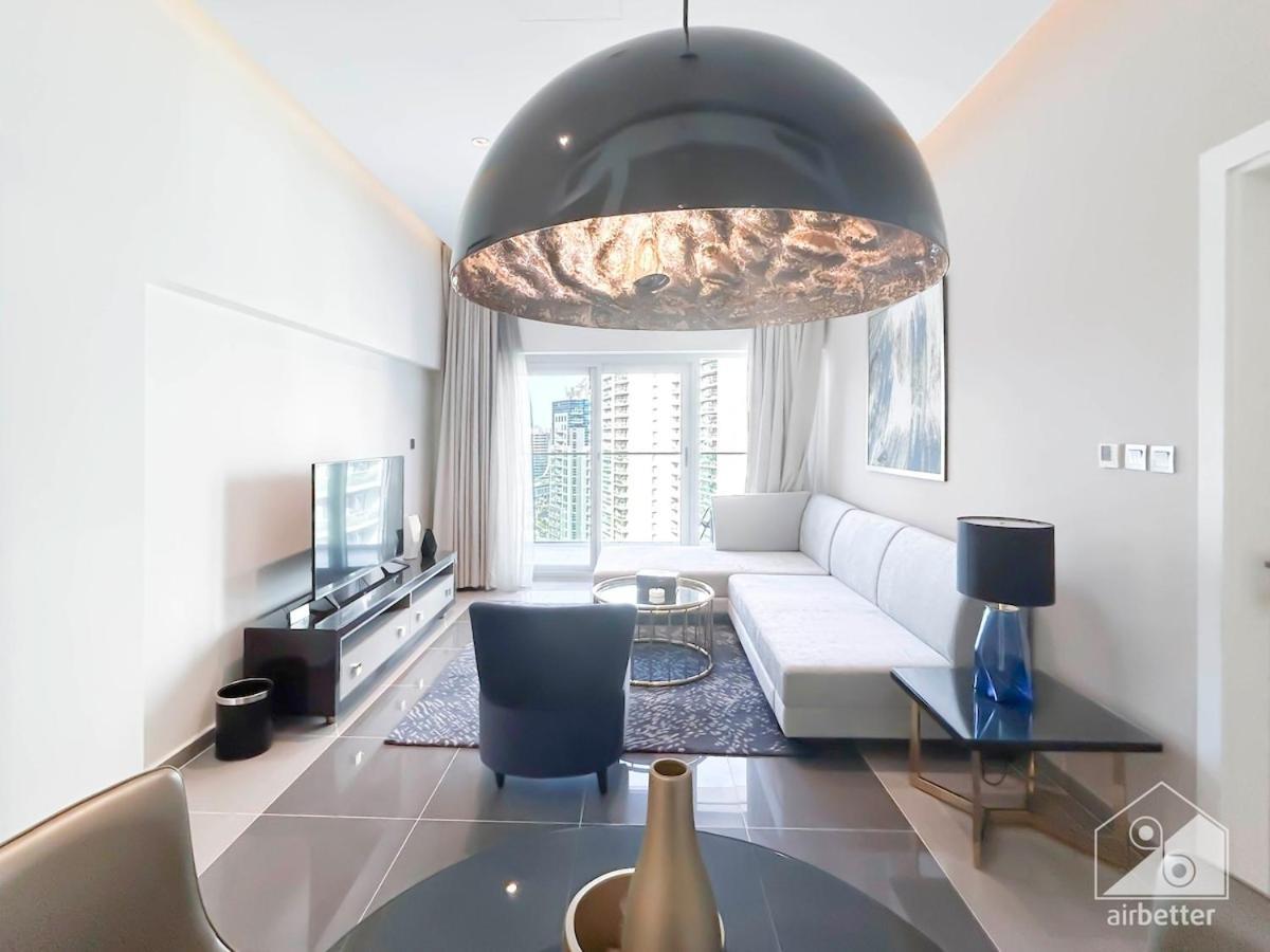 Luxury Stay At Damac Majestine With Balcony & Views 두바이 외부 사진