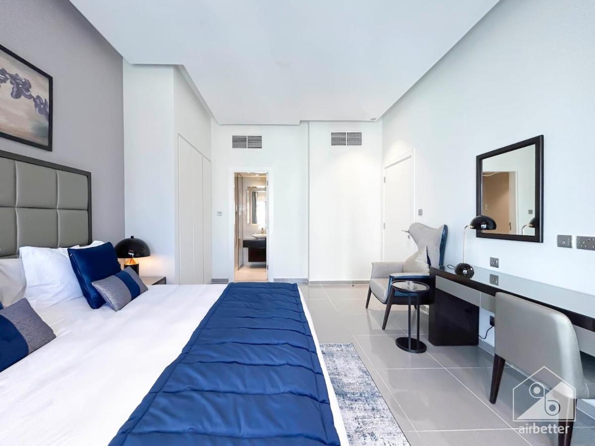 Luxury Stay At Damac Majestine With Balcony & Views 두바이 외부 사진
