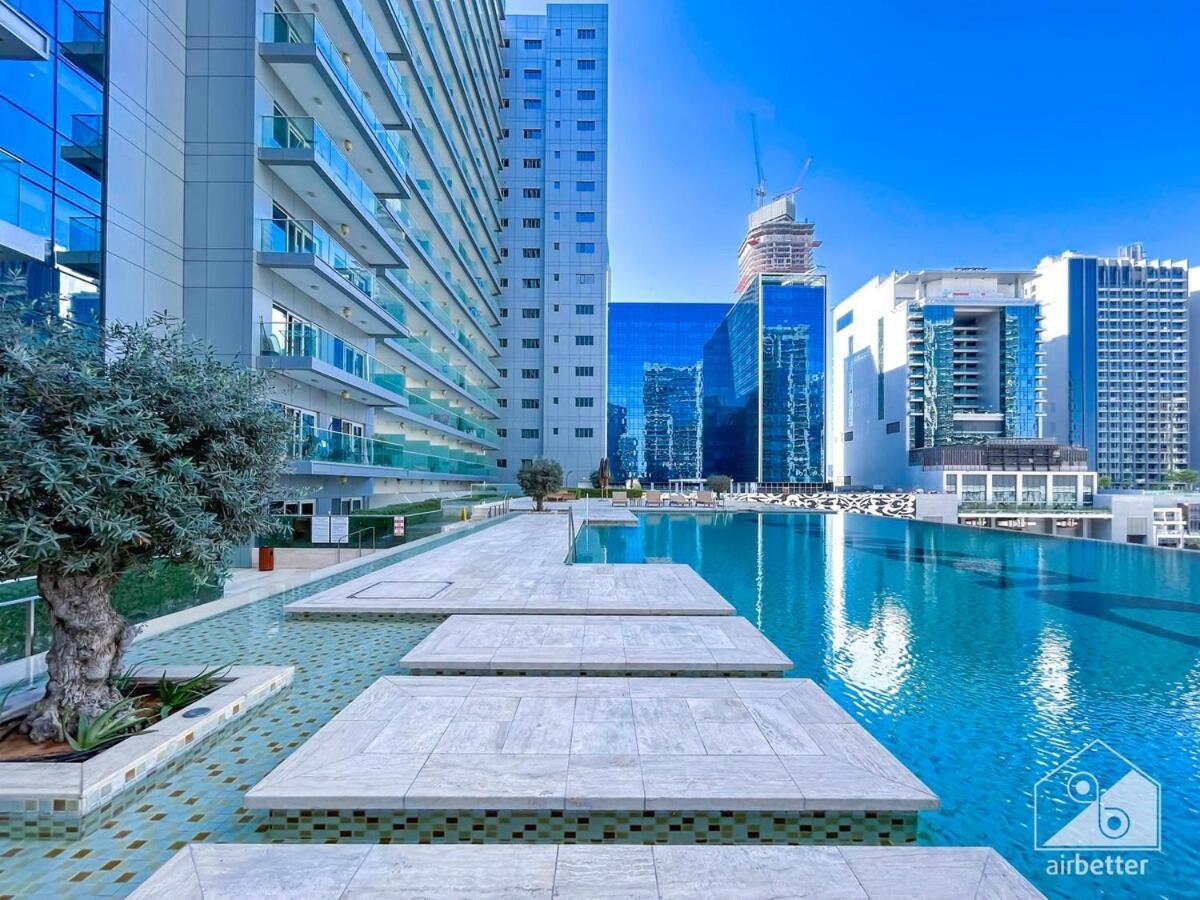 Luxury Stay At Damac Majestine With Balcony & Views 두바이 외부 사진