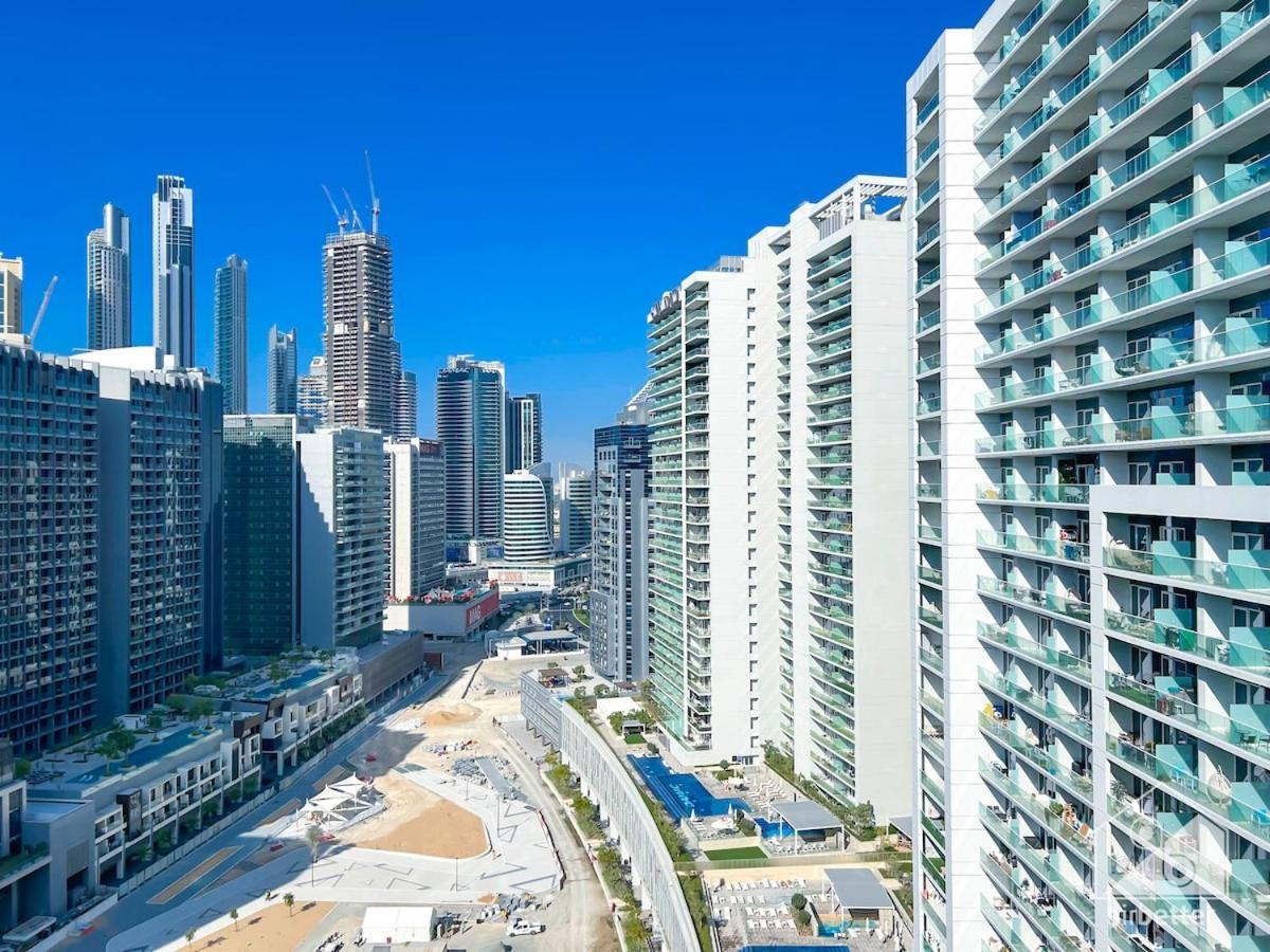 Luxury Stay At Damac Majestine With Balcony & Views 두바이 외부 사진